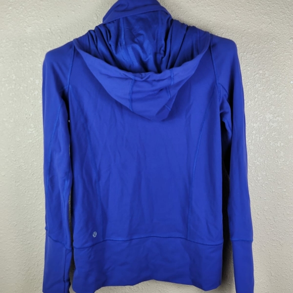 Royal blue Lululemon scuba hoodie. Size 6 sweater - Picture 3 of 7